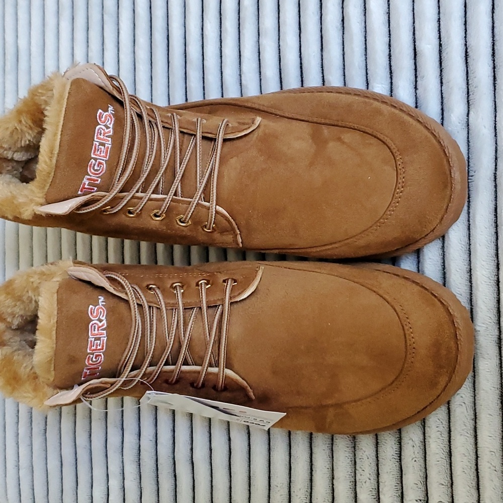 AUBURN TIGERS SIZE 12 MENS BROWN BOOT FAUX SUEDE FUZZY